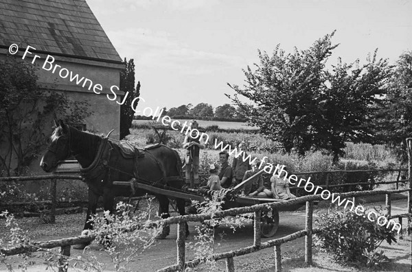 KEHOE CHILDREN IN CART AT KILLONE LODGE